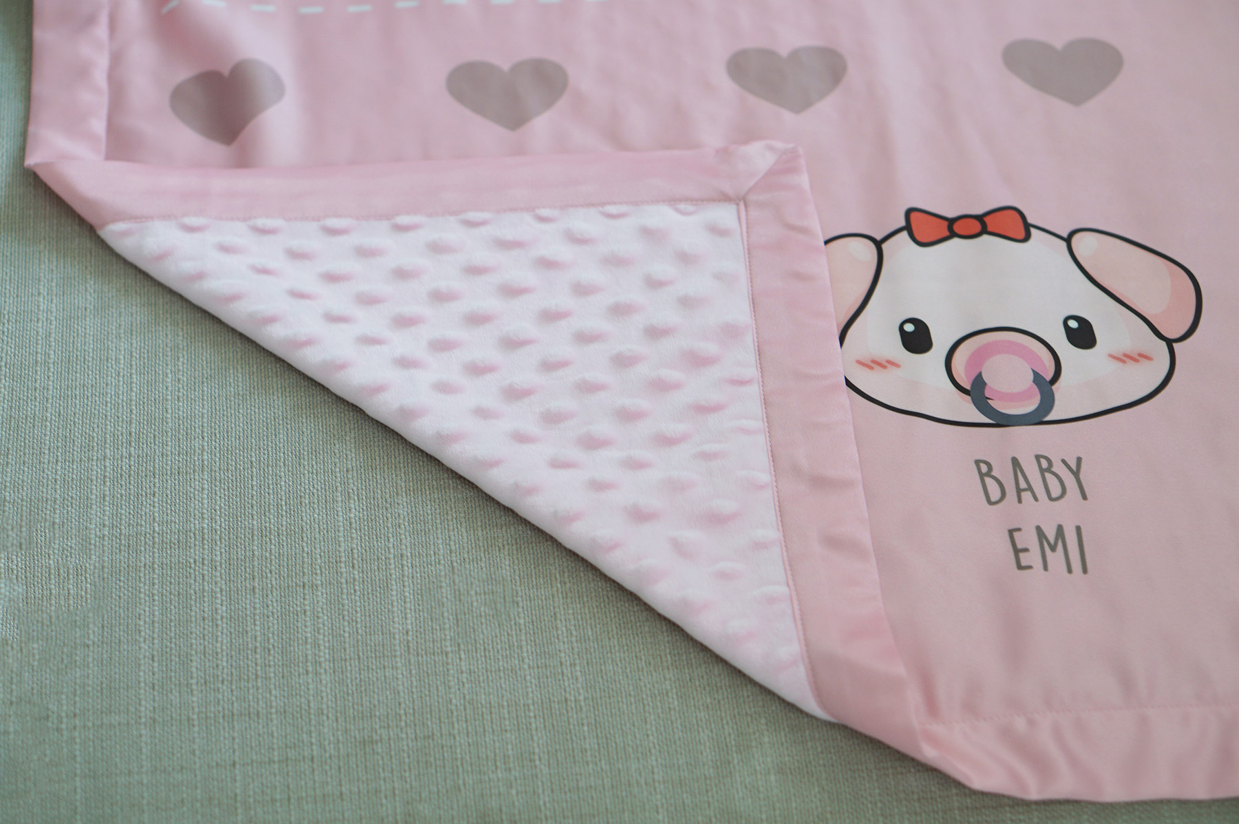 ผ้าห่ม ใส่ชื่อ ลายหมู สี Blush Pink