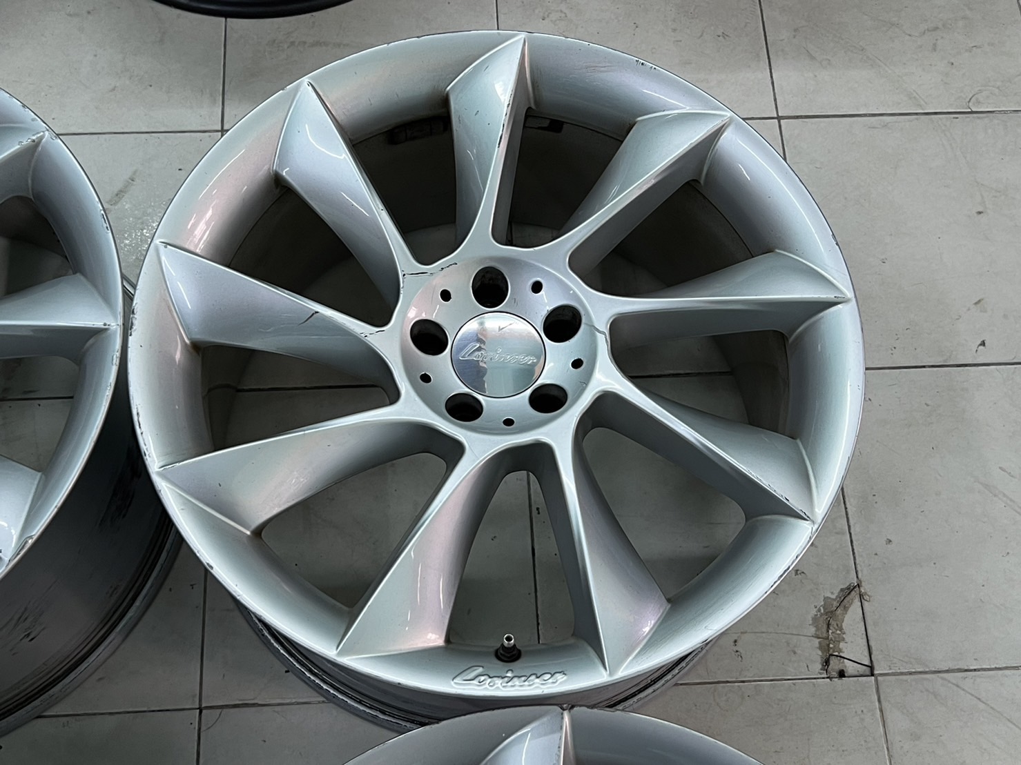 ล้อเบนซ์แท้ lorinser RS8 20" สภาพเดิมไม่ซ่อม