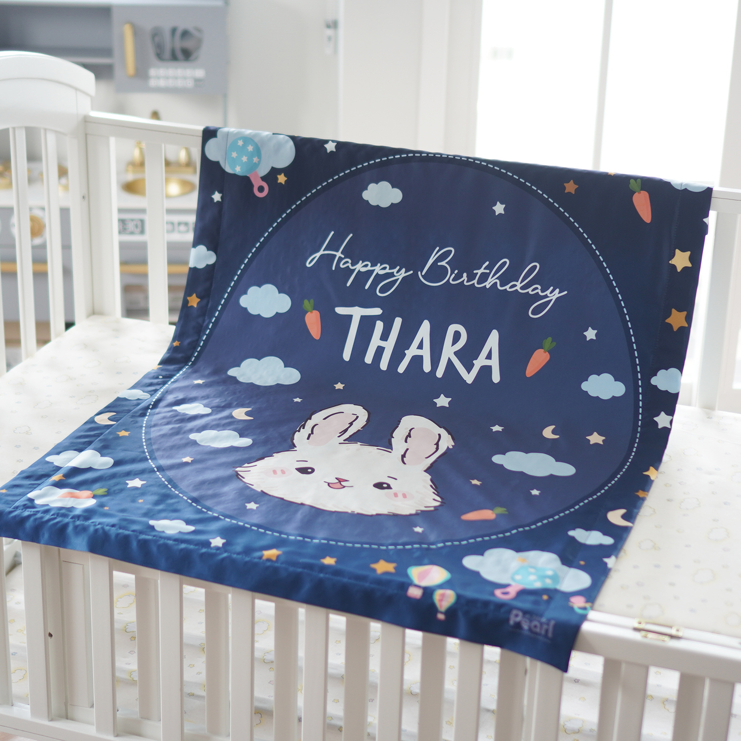 ผ้าห่ม สั่งทำใส่ชื่อ ลาย Rabbit with carrot - Navy
