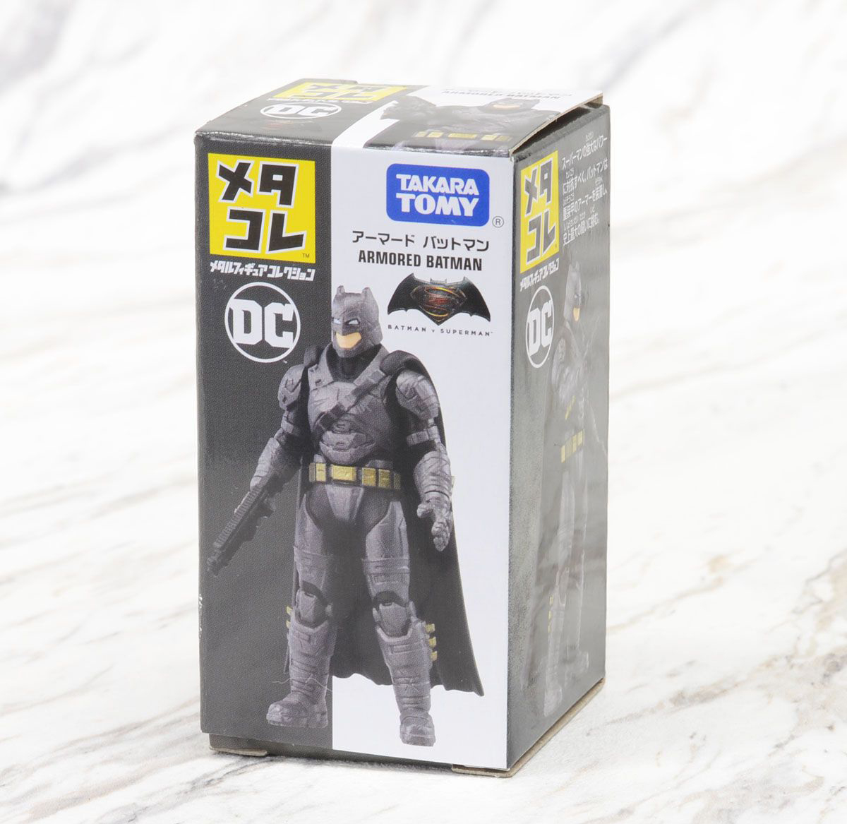 โมเดล อาร์เมอร์ แบทแมน Takara Tomy Metal Figure Collection DC COMICS Armored Batman