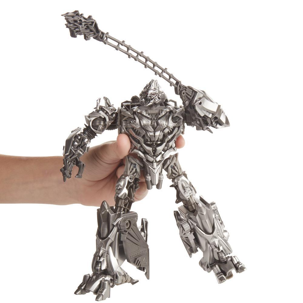 Hasbro Transformers Studio Series 54 Voyager Class Megatron 6.5 Inch Action Figure ฮาสโบร ทรานสฟอเมอร์ส สตูดิโอ ซีรีย์ส 54 วอยเอเจอร์ คลาส หุ่นยนต์เมกะทรอน ขนาด 6.5 นิ้ว ลิขสิทธิ์แท้