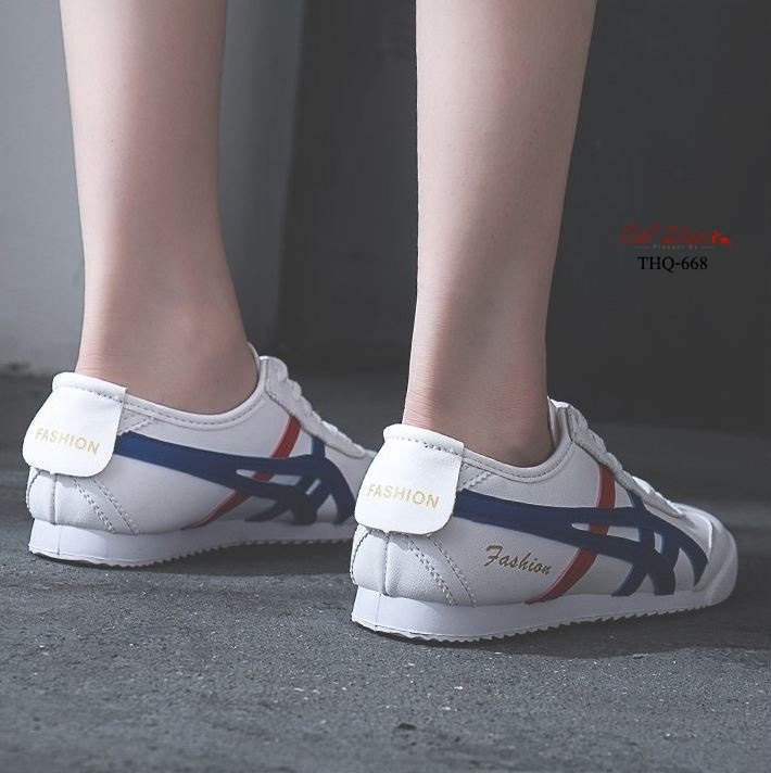 รองเท้าผ้าใบแต่งลาย Sport (สีทอง)