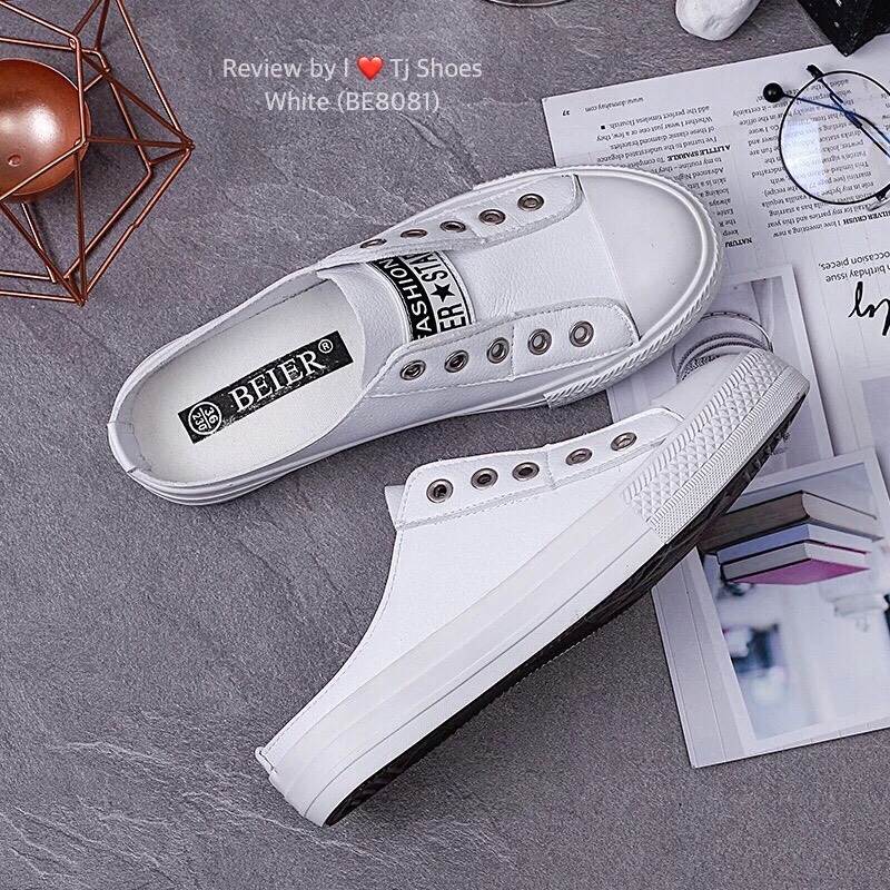 รองเท้าผ้าใบเปิดส้นทรงสวม (สีครีม)