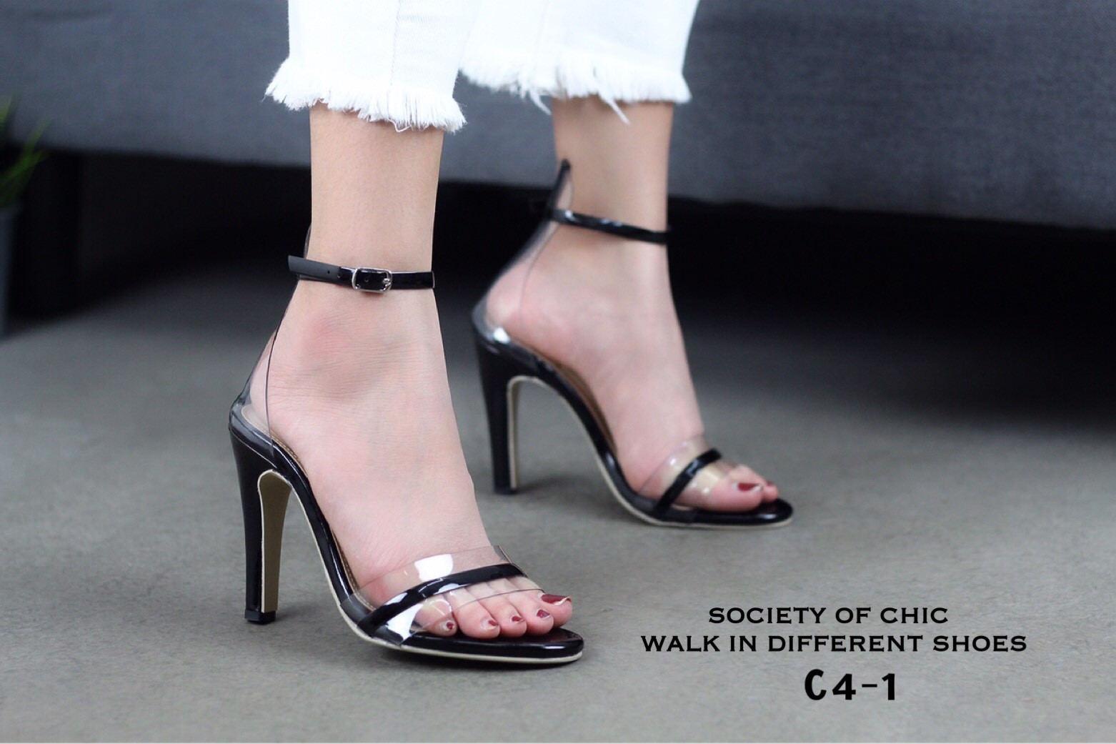 รองเท้าส้นสูง Style Christian Louboutin (สีเงิน)