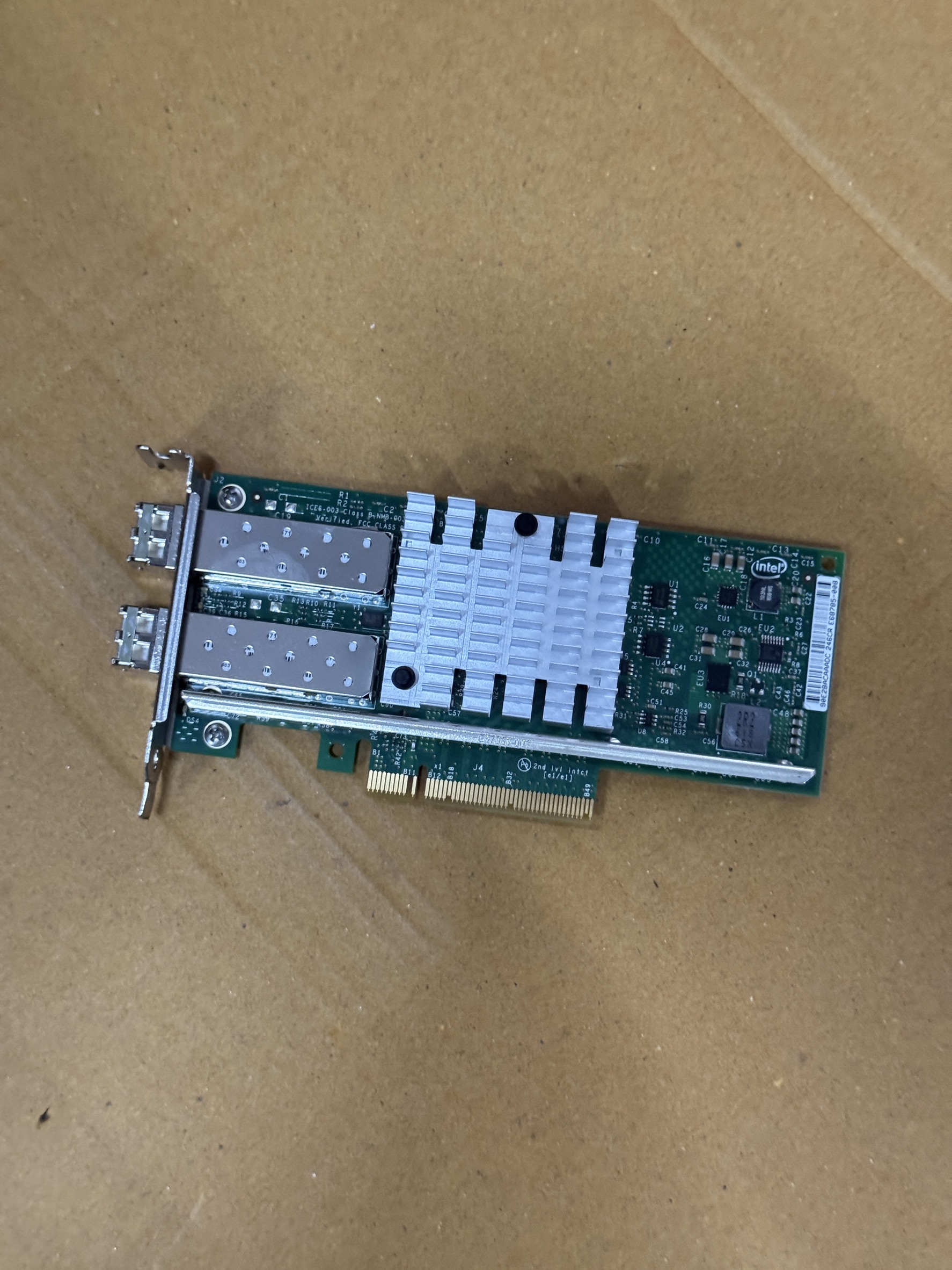 Intel Ethernet Converged Network Adapter X520-SR2 พอร์ตคู่ 10Gb