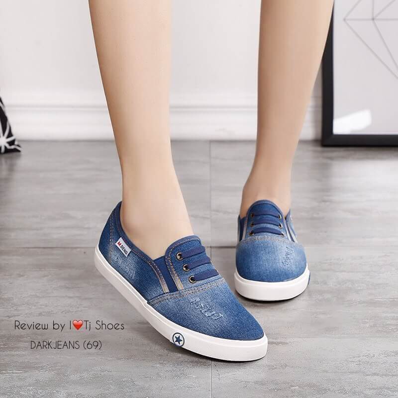 รองเท้าผ้าใบยีนส์ Slip on แต่งเชือก (สีอ่อน)