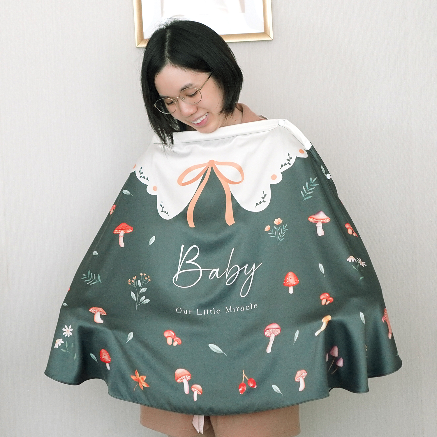 ผ้าคลุมให้นม (รุ่นมีกระดุม ถอดโครงได้) พร้อมส่ง ลาย Mushroom - Green