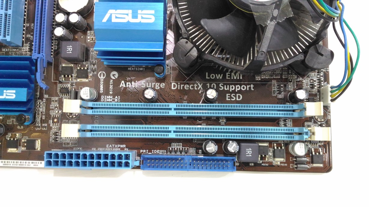 ASUS P5G41T-M LX + CPU intel + พัดลมแท้ + ฝาหลัง