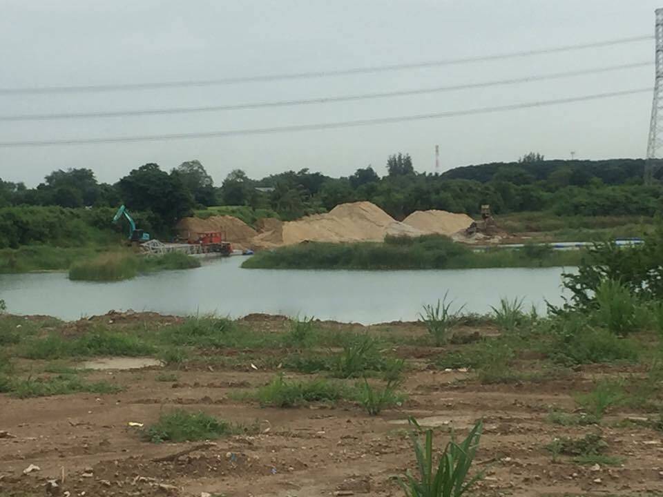 Sand pit for sale, land area 160 rai with digging permit, Nakhon Pathom Province.