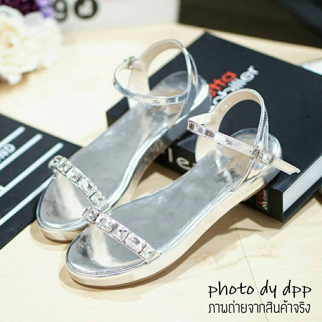 พร้อมส่ง : รองเท้าเสริมส้นประดับเพชร (เงิน)