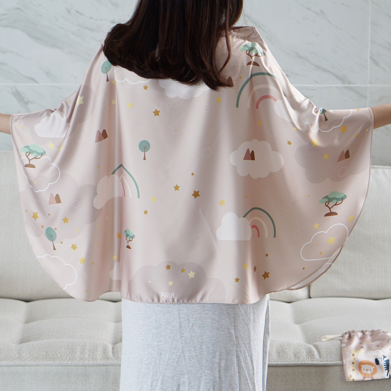 ผ้าคลุมให้นม สั่งทำใส่ชือ ลาย Safari - Brown
