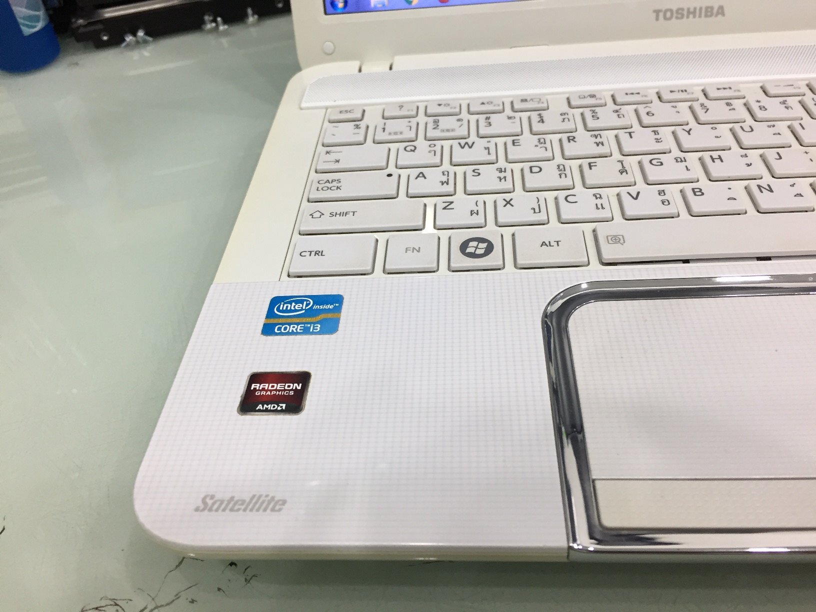 TOSHIBA Satellite L840-1005XW