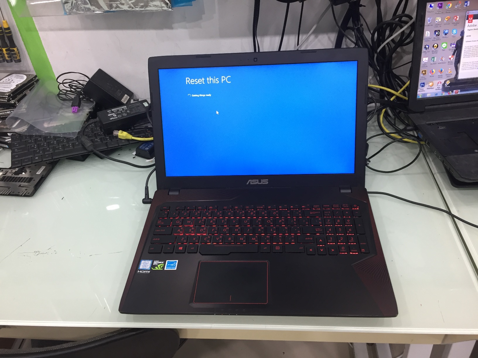 Asus FX553VD-FY377 i7-7700HQ GTX1050