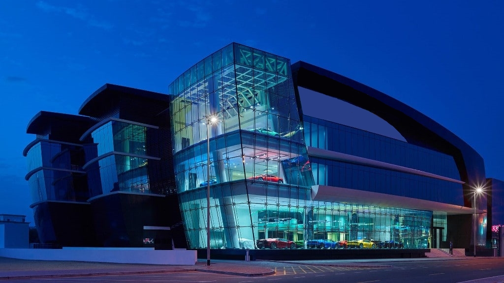 Looking to buy a car showroom in Bangkok and in other provinces of Thailand