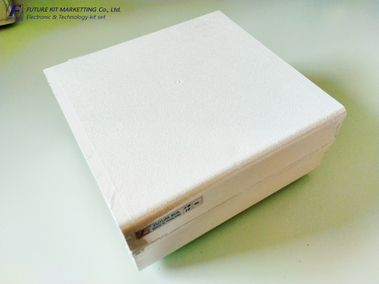 FutureBox FB10 กล่องอินสทรูเมนต์