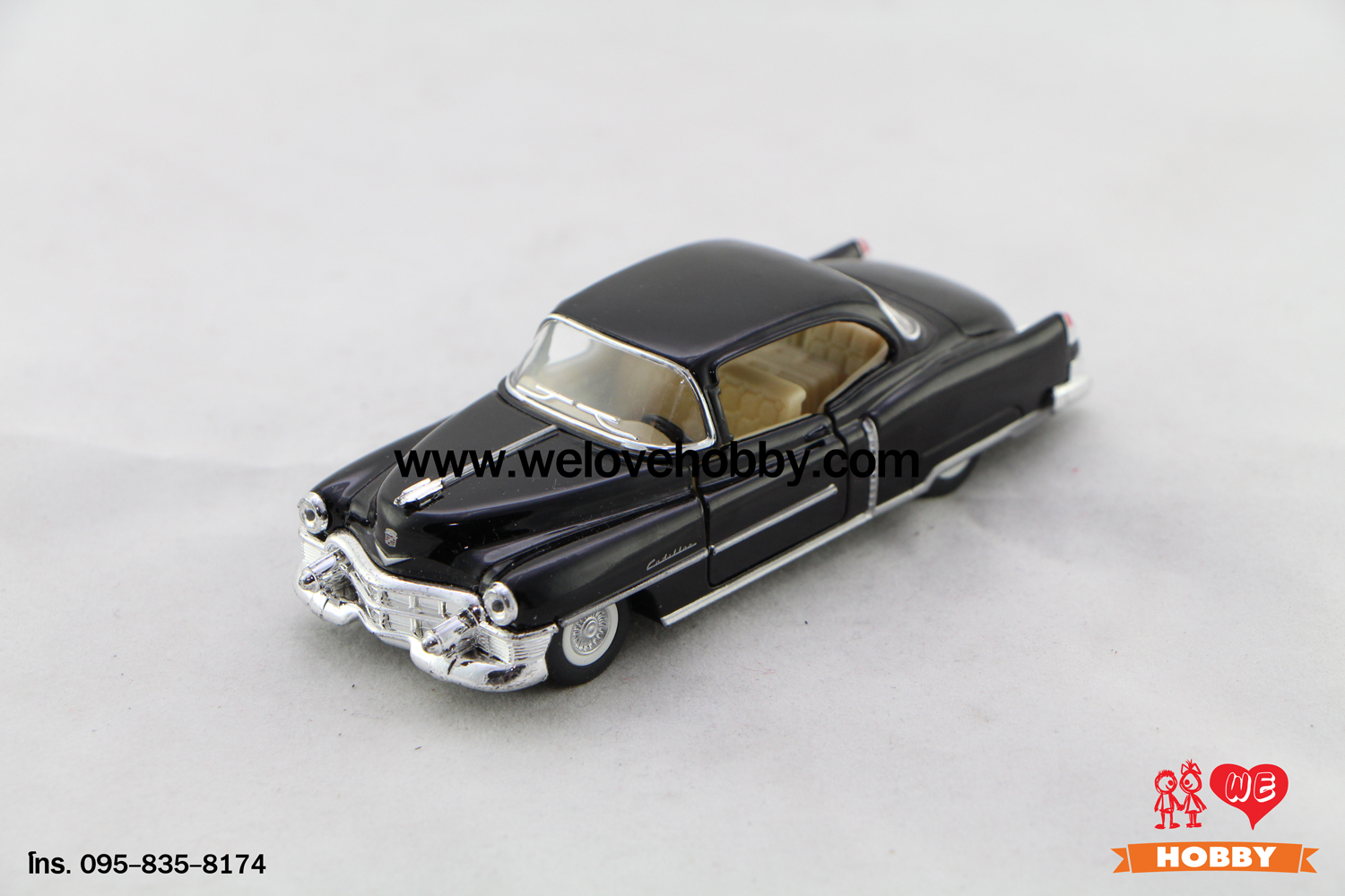 โมเดลรถ 1953 Cadillac Series 62 สีดำ Scale 1:43