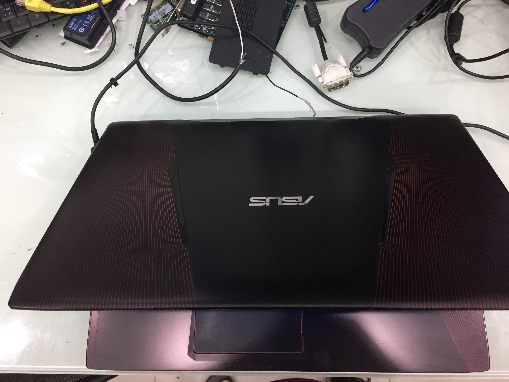 Asus FX553VD-FY377 i7-7700HQ GTX1050