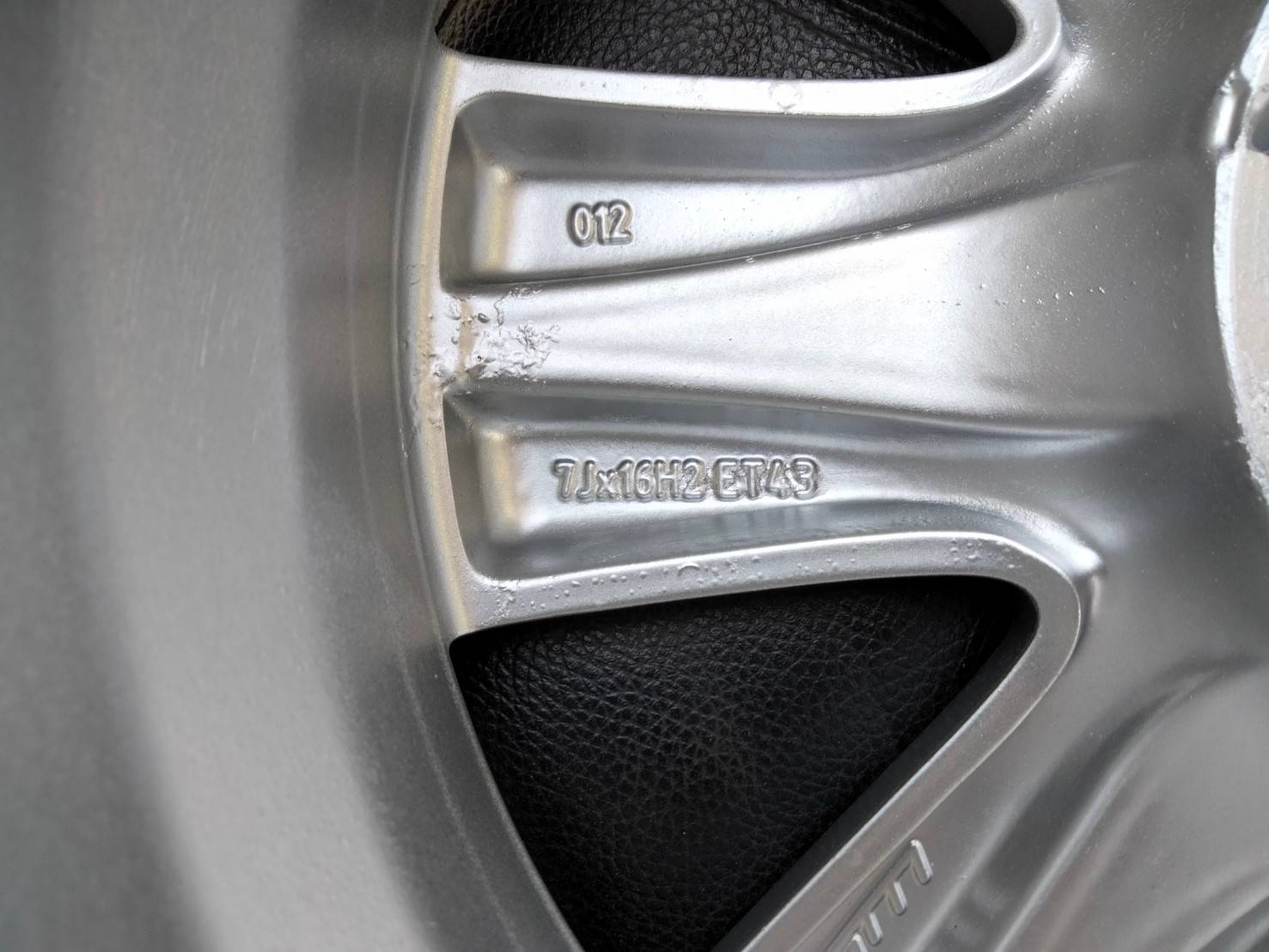 ล้อเบนซ์เดิม 16'' แท้ติดรถ w204