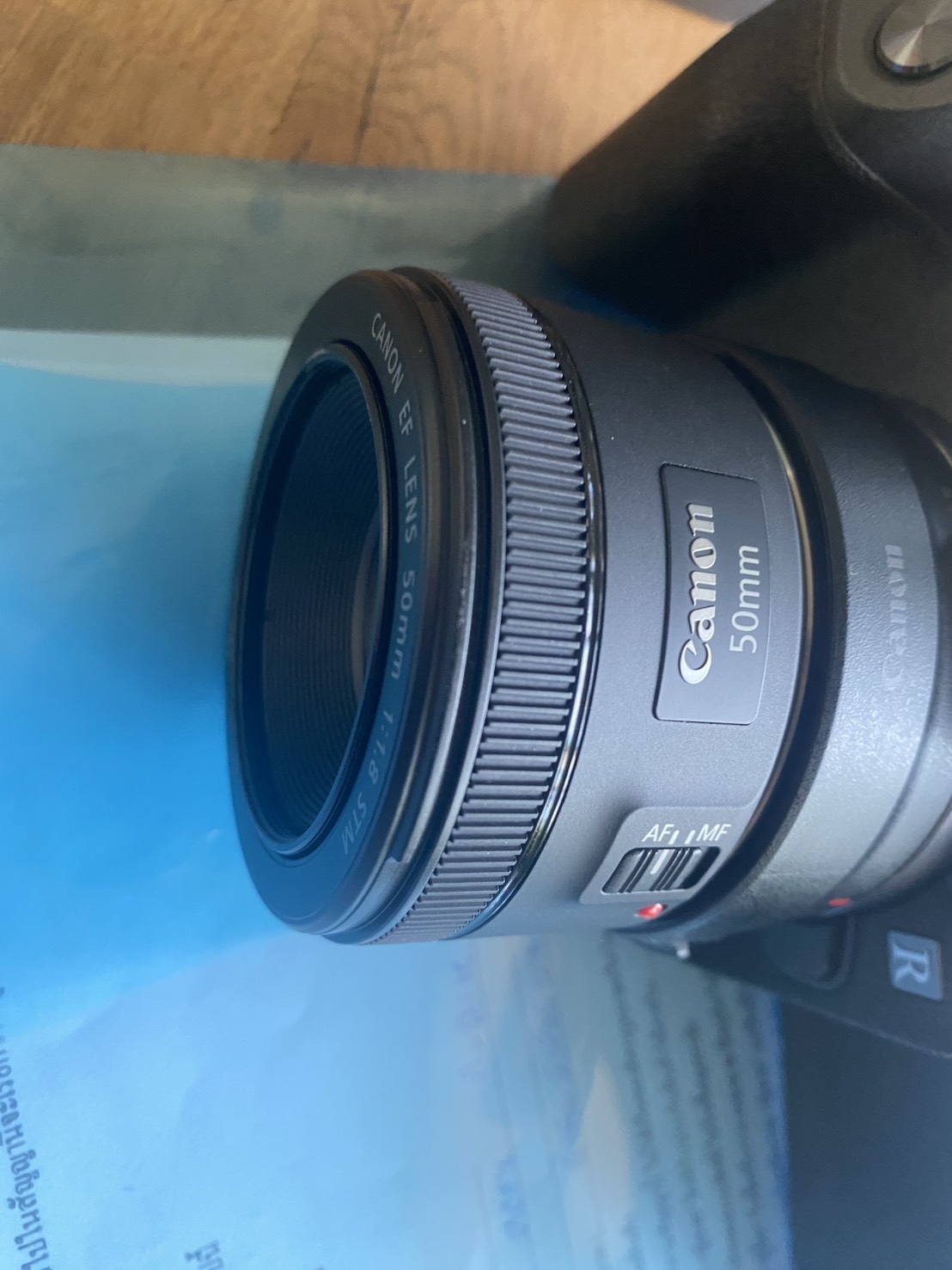 กล้อง Canon EOS RP พร้อมเลนส์ ใหม่มาก ใช้งานมาแค่ 2 ครั้ง ใหม่และคุ้มเวอร์