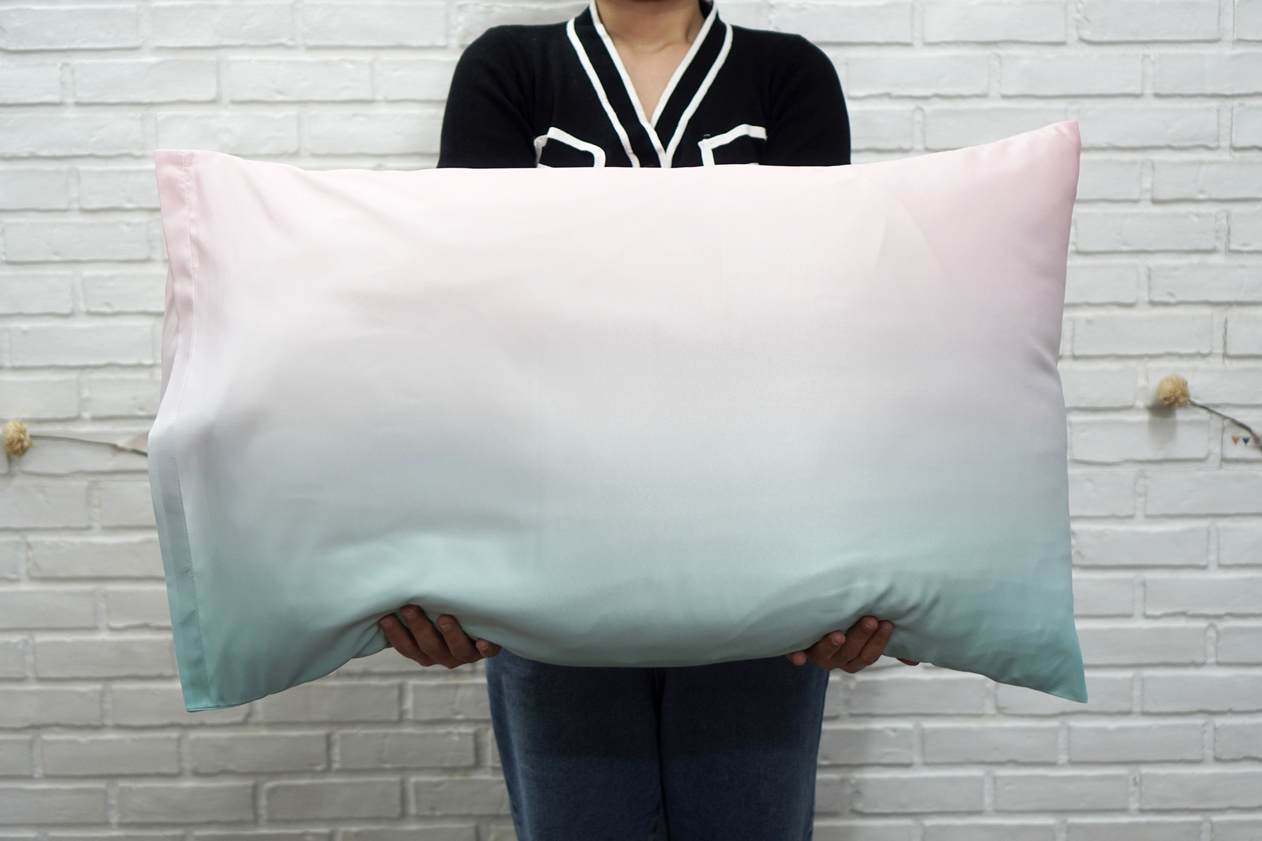 ปลอกหมอนคู่ King Size แบบพิมพ์สีเต็มใบ สั่งทำใส่ชื่อ ลาย Gradient - Pink Mint