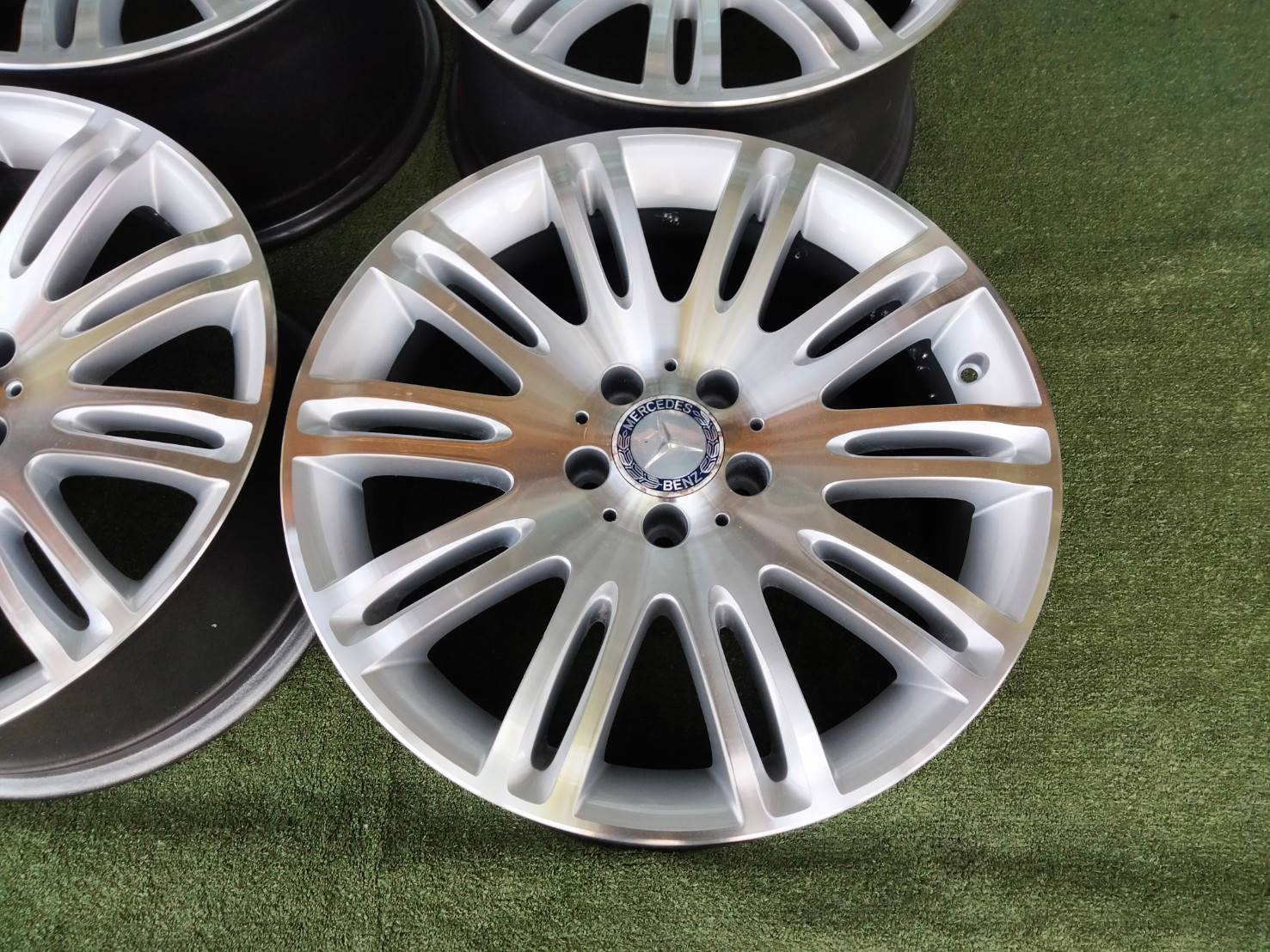 ล้อมือสองแท้ W211 10 spoke 18" avantgarde