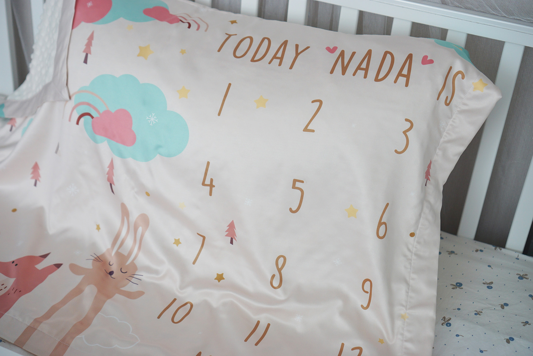 ผ้าห่ม Milestone ลาย Woodland - Beige