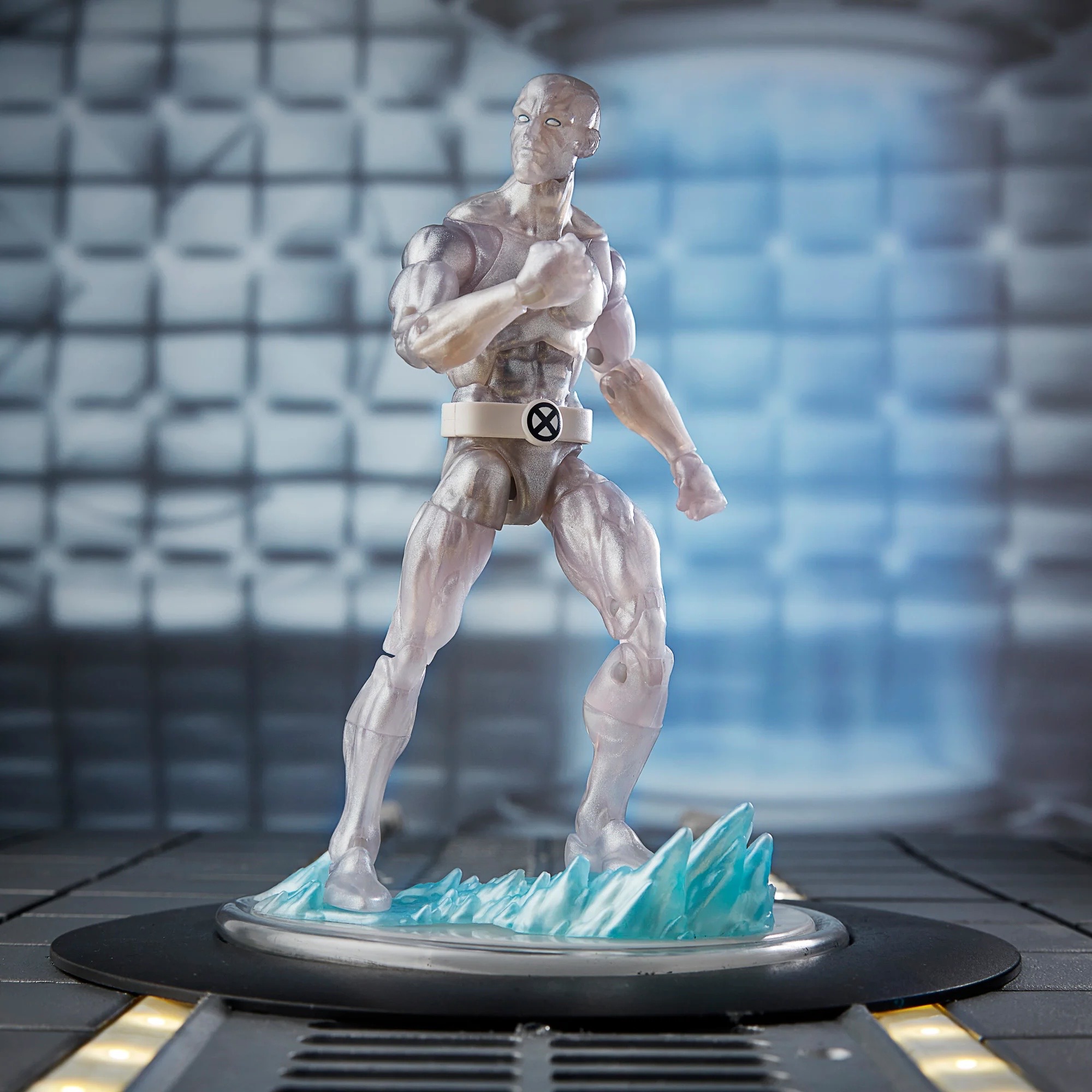 Hasbro Marvel Legends Retro Series X-Men : Iceman 6-inch Figure ฮาสโบร มาร์เวล เลเจนด์ ซีรี่ย์ส หุ่นโมเดลฟิกเกอร์ เอ๊กซ์-เมน ไอซ์แมน ขนาด 6 นิ้ว ลิขสิทธิ์แท้