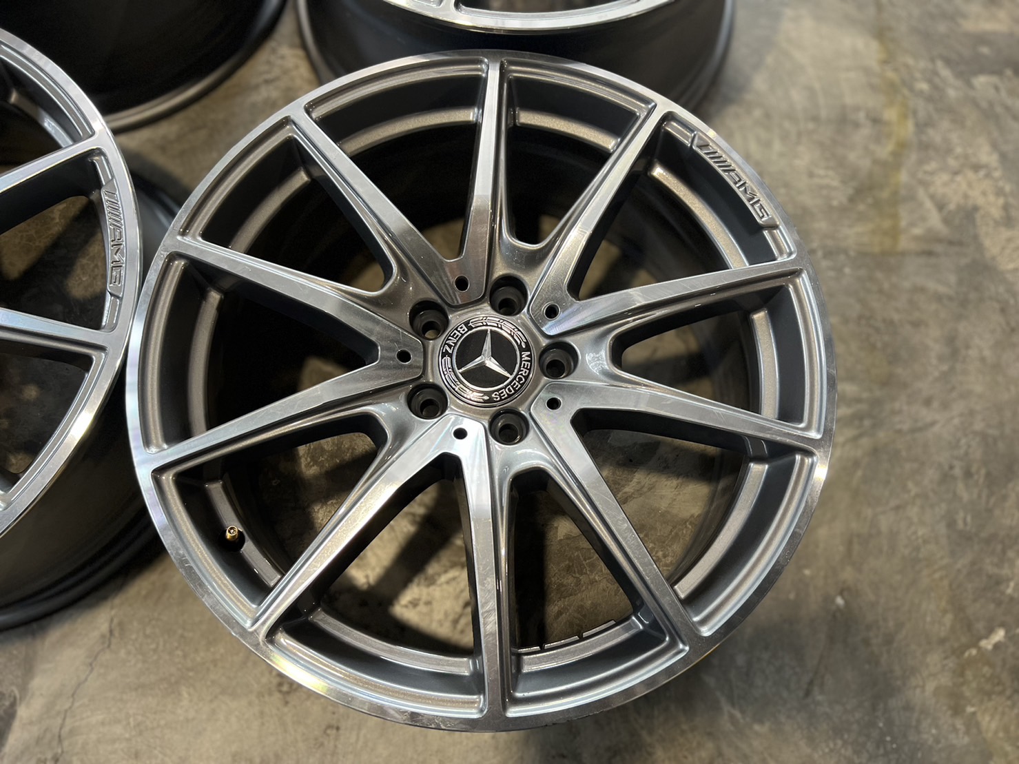 ล้อเบนซ์แท้ AMG 10 SPOKE NEW 19" w213