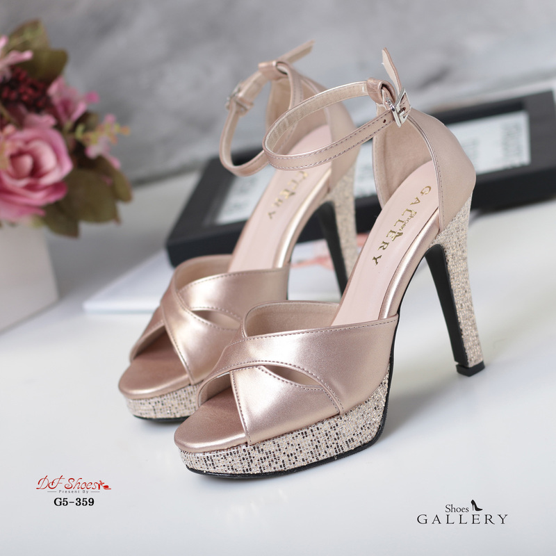 รองเท้าส้นสูงรัดข้อแต่งส้นกลิตเตอร์ (สีดำ)