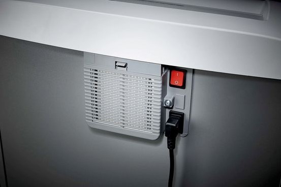 ขายถูก เครื่องทำลายเอกสารพร้อมเครื่องฟอกอากาศ DAHLE รุ่น 41404 ตัดครั้งละ 24 แผ่น/ครั้ง ( A4/70) ตัดตรง DAHLE CleanTEC® Paper Shredders