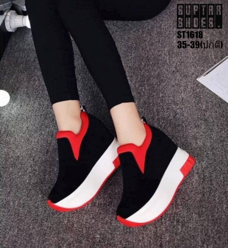 รองเท้าผ้าใบเสริมส้นตัดสีทูโทนแบบสวม (สีดำ)