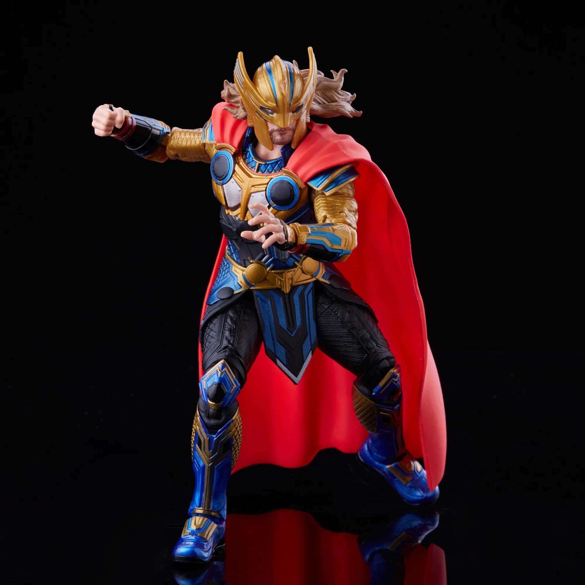 Hasbro Marvel Legends Series Thor (Love and Thunder) 6-inch Scale Figure ฮาสโบร มาร์เวล เลเจนด์ ซีรี่ย์ส หุ่นโมเดลฟิกเกอร์ ธอร์ (เลิฟ แอนด์ ธันเดอร์) ขนาด 6 นิ้ว ลิขสิทธิ์แท้