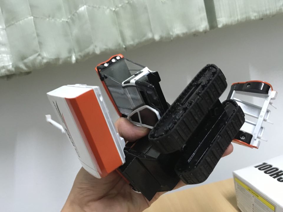 รถเกี่ยวข้าว Kubota 1/24