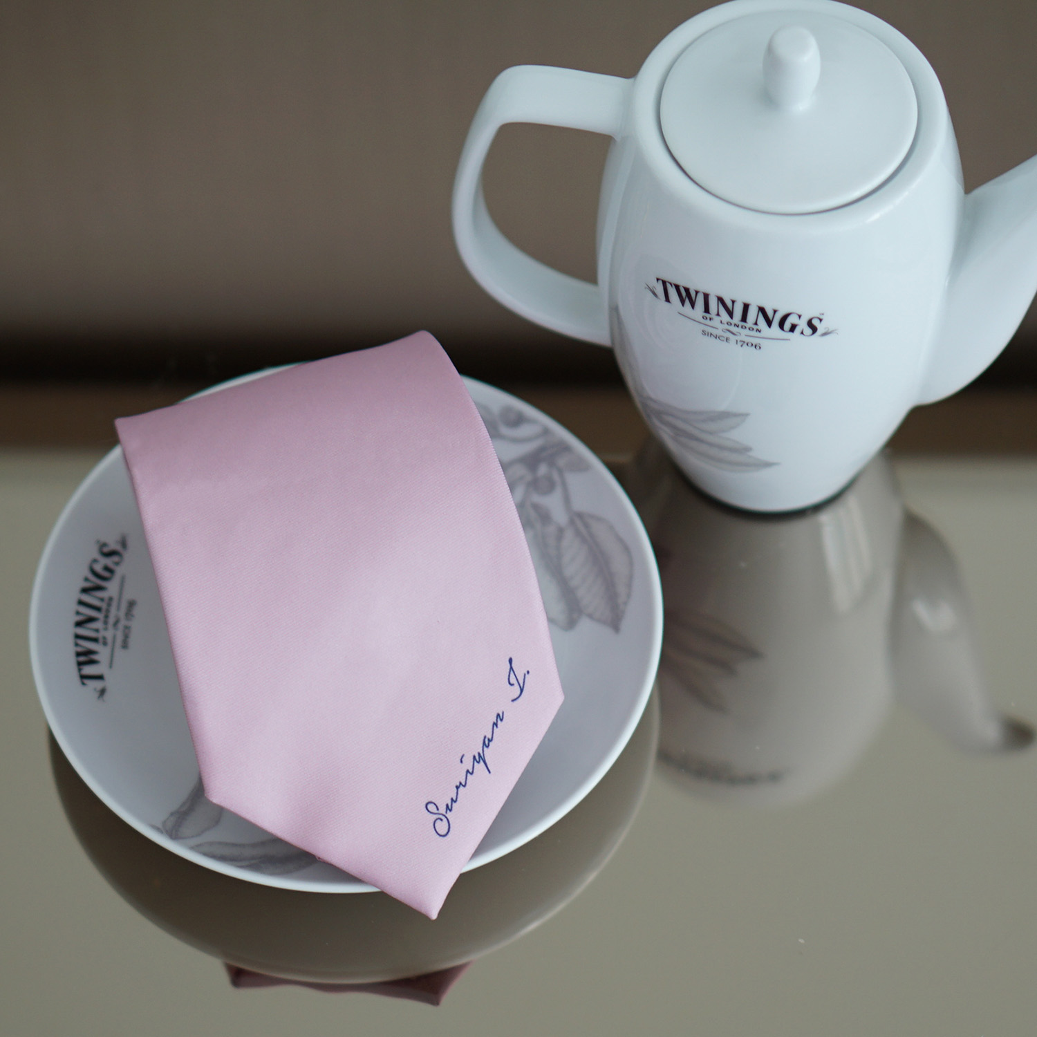 เนคไท สั่งทำใส่ชื่อ ขนาด 3" - Minimal - Pink