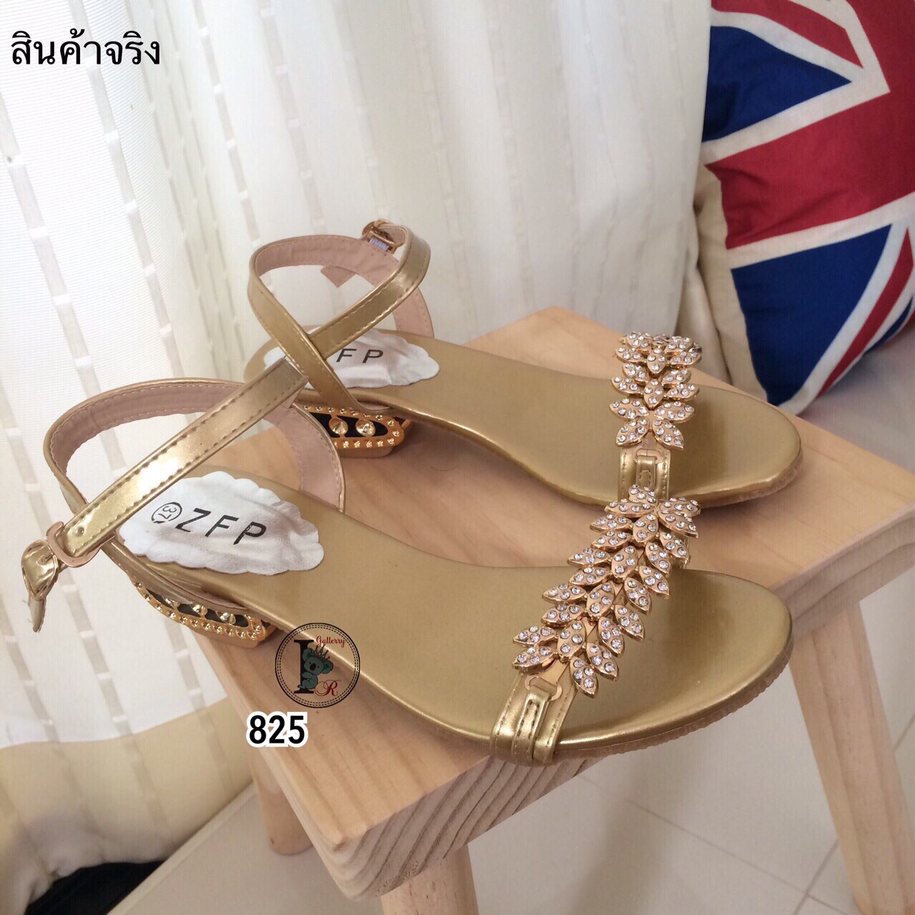 รองเท้าแตะรัดข้อแต่งเพชร (สีทอง)