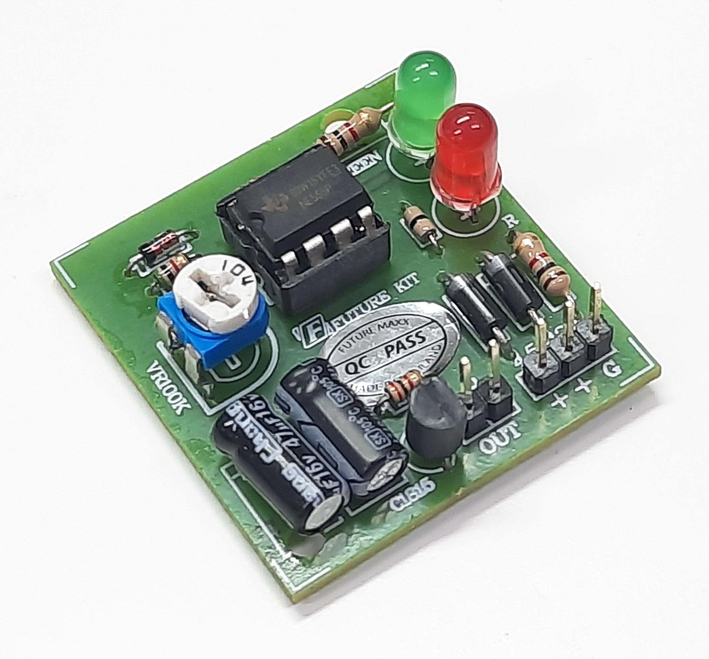FutureKit FK1903 ไฟกระพริบ LED 2 ดวง พร้อมตัวขับ (IC 555)