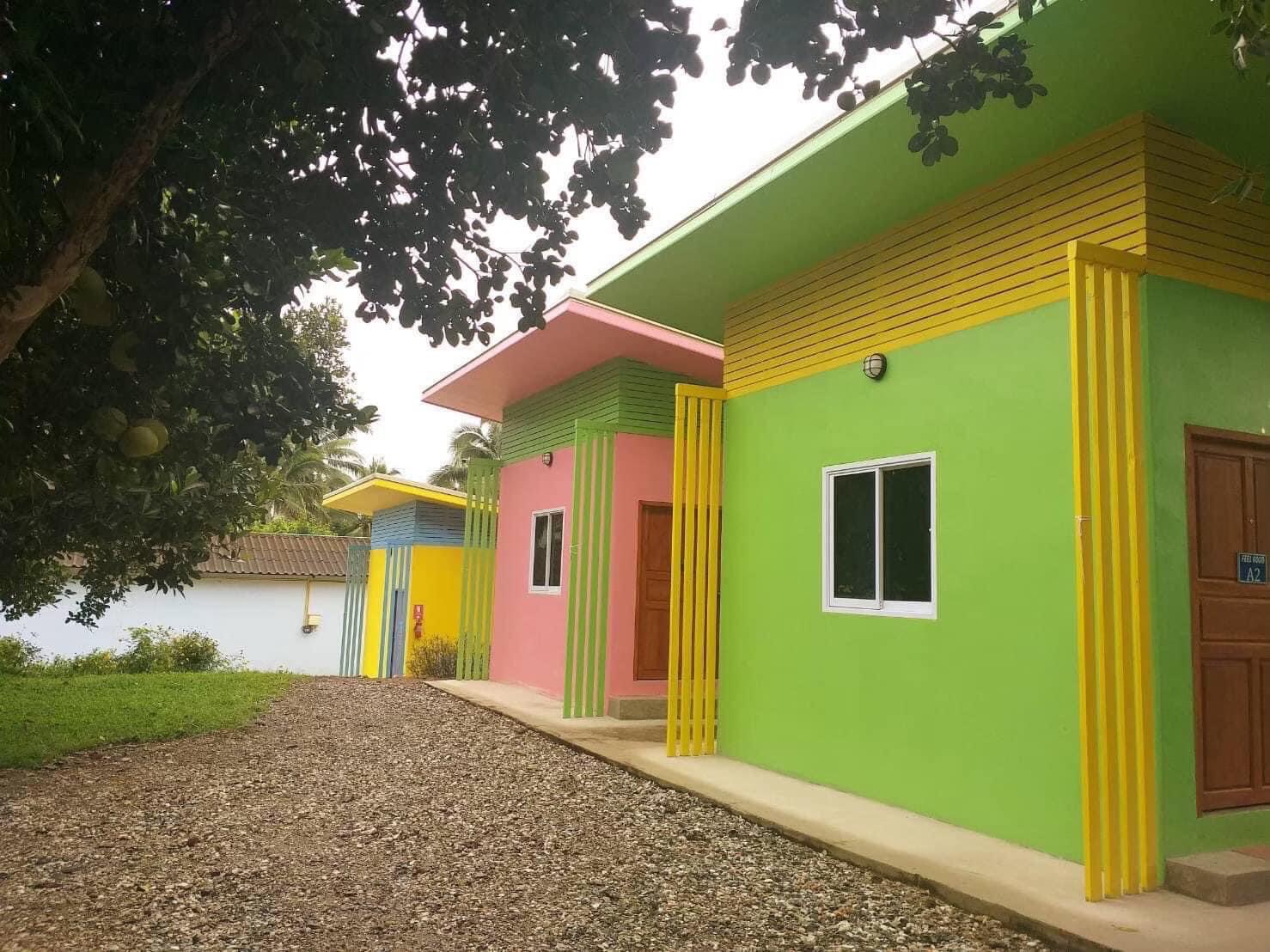 ขายรีสอร์ทพร้อมสวนอาหาร ใน จ.ลำพูน บรรยากาศท่ามกลางธรรมชาติ วิวเขาและทุ่งนา