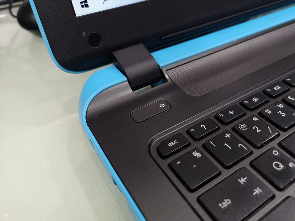 HP Pavilion 15-p004TX