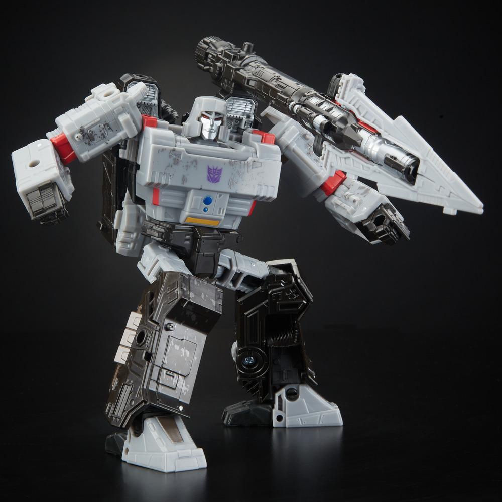 Hasbro Transformers Generations War for Cybertron Siege Voyager Class WFC-S12 Megatron Action Figure ฮาสโบร ทรานสฟอเมอร์ส เจเนอเรชั่น วอร์ ฟอร์ ไซเบอร์ตรอน WFC-S12 วอยเอเจอร์ คลาส หุ่นยนต์ เมกะทรอน 7 นิ้ว ลิขสิทธิ์แท้