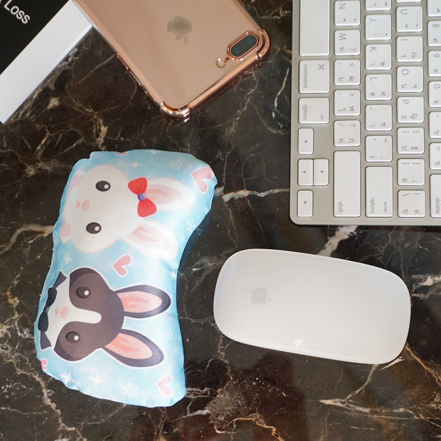หมอนรองข้อมือ ลายกระต่ายคู่ - Couple Rabbit