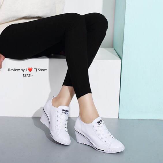 รองเท้าผ้าใบส้นเตารีดหนัง (สีขาว)