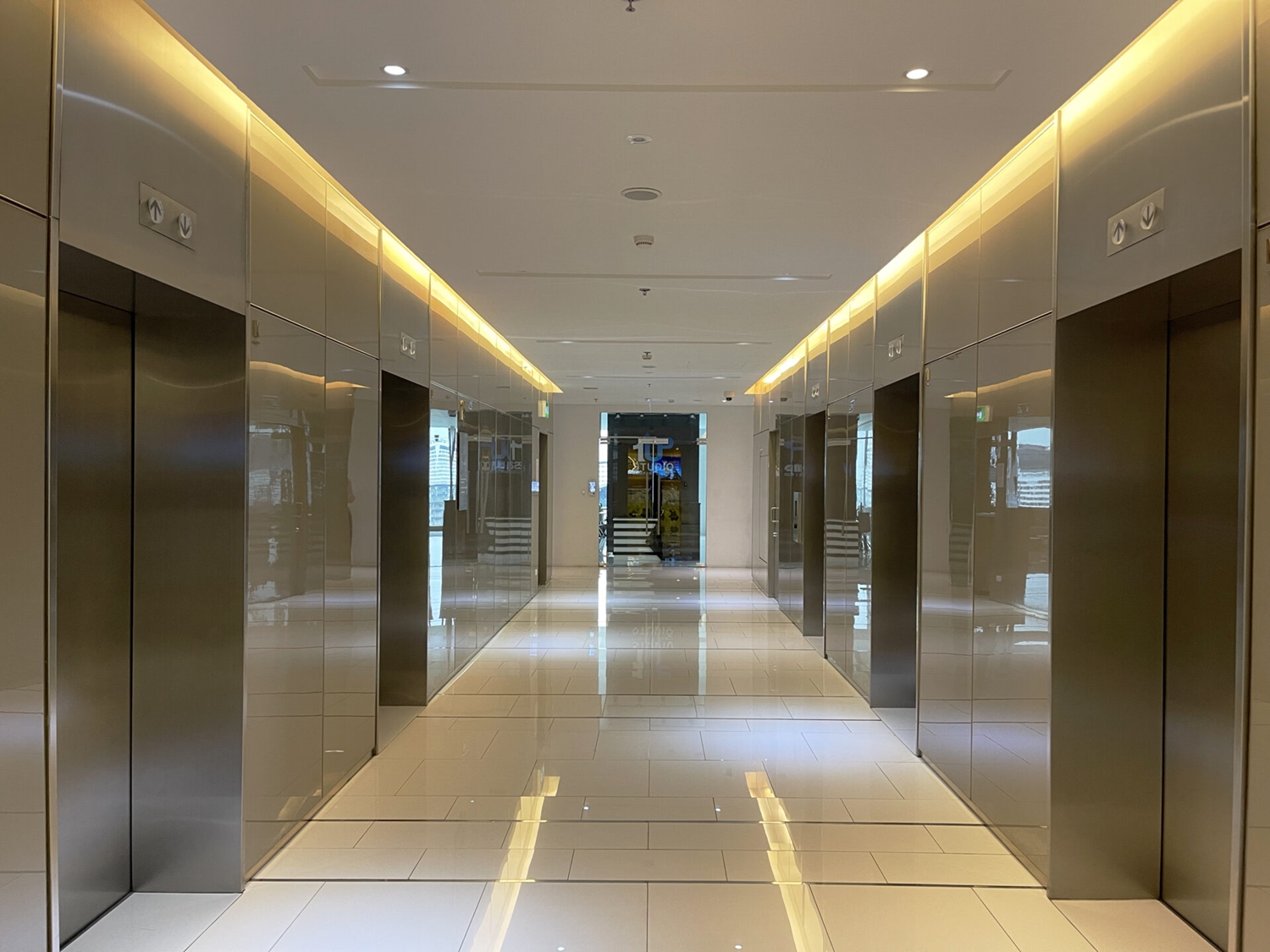 อาคารจี ทาวเวอร์ (G Tower) สำนักงานให้เช่า เกรดเอ ย่านพระราม 9 - รัชดาภิเษก ใกล้รถไฟฟ้า MRT พระราม 9 กรุงเทพฯ