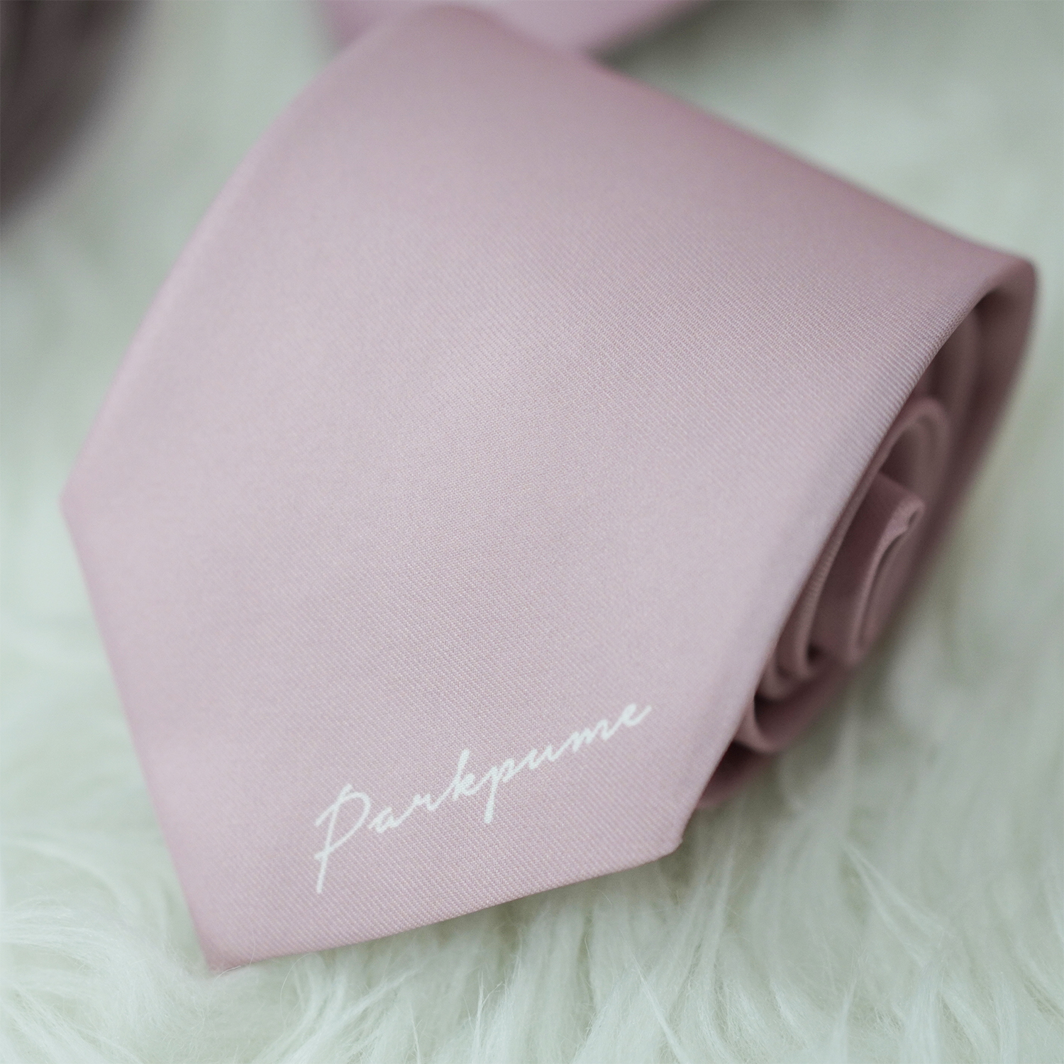 เนคไท สั่งทำใส่ชื่อ ขนาด 3.5" - Minimal - Pink