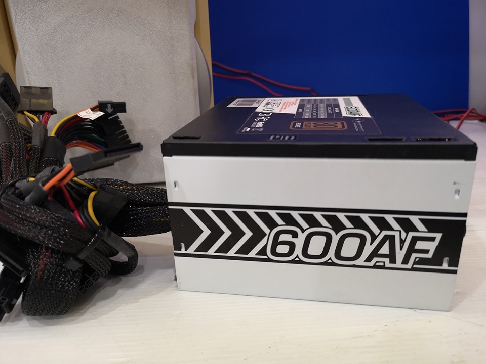 RAIDMAX 600AF 600W. 80+