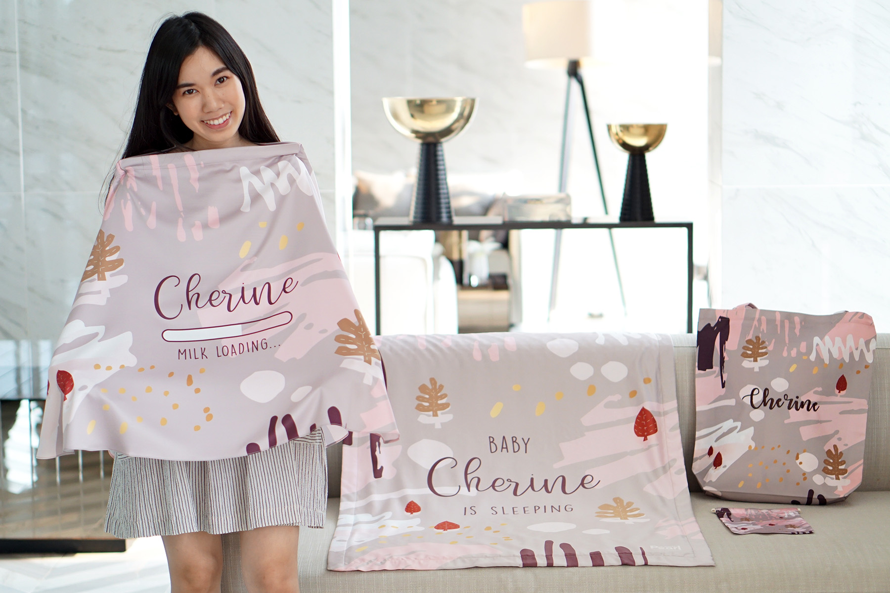 ชุดของขวัญเด็กแรกเกิด ผ้าคลุมให้นม + ผ้าห่มขนาด 75x100cm + กระเป๋าผ้าแคนวาส ลาย Paint Brush - Taupe