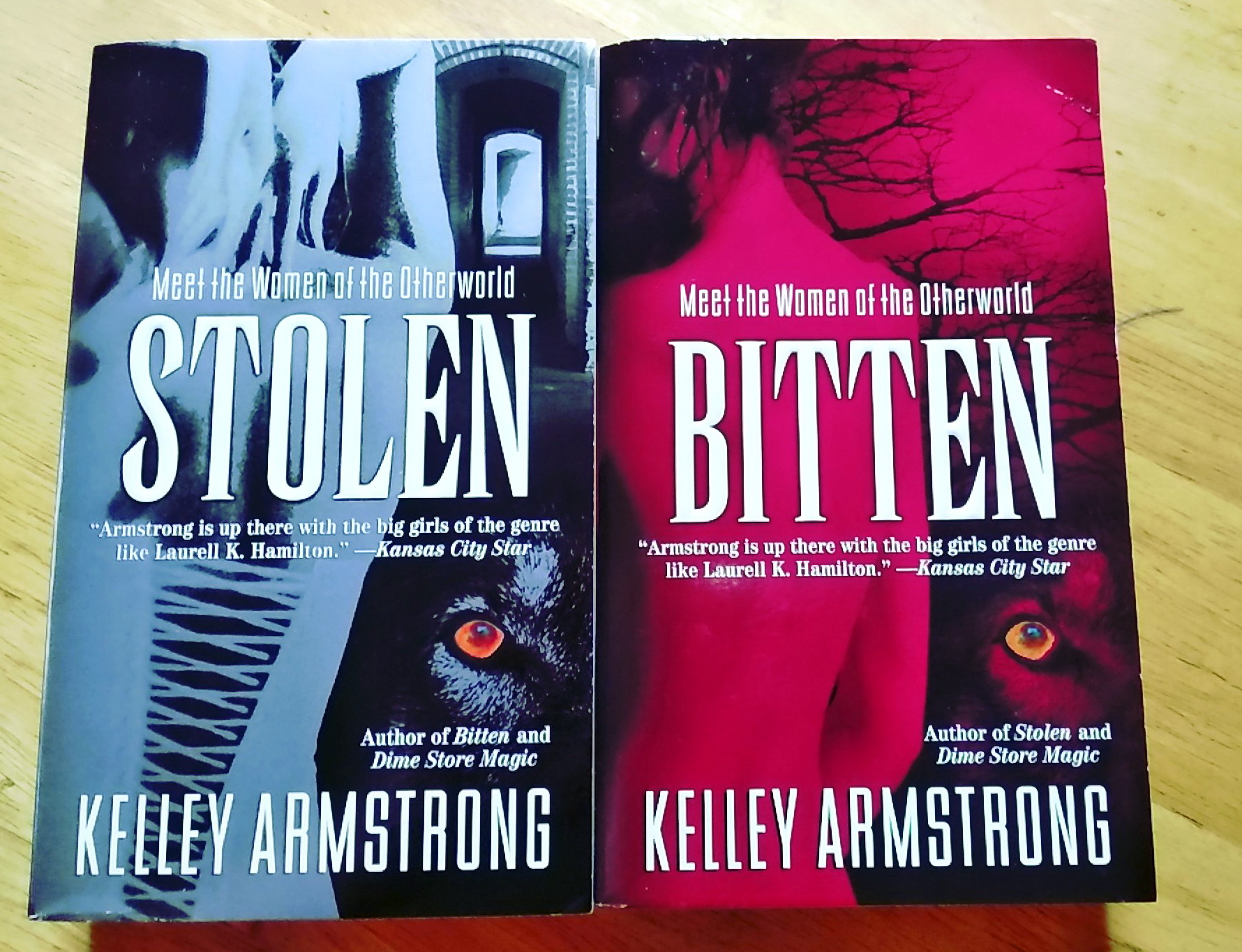 Bitten+Stolen (Otherworld เล่ม 1-2) by Kelley Armstrong