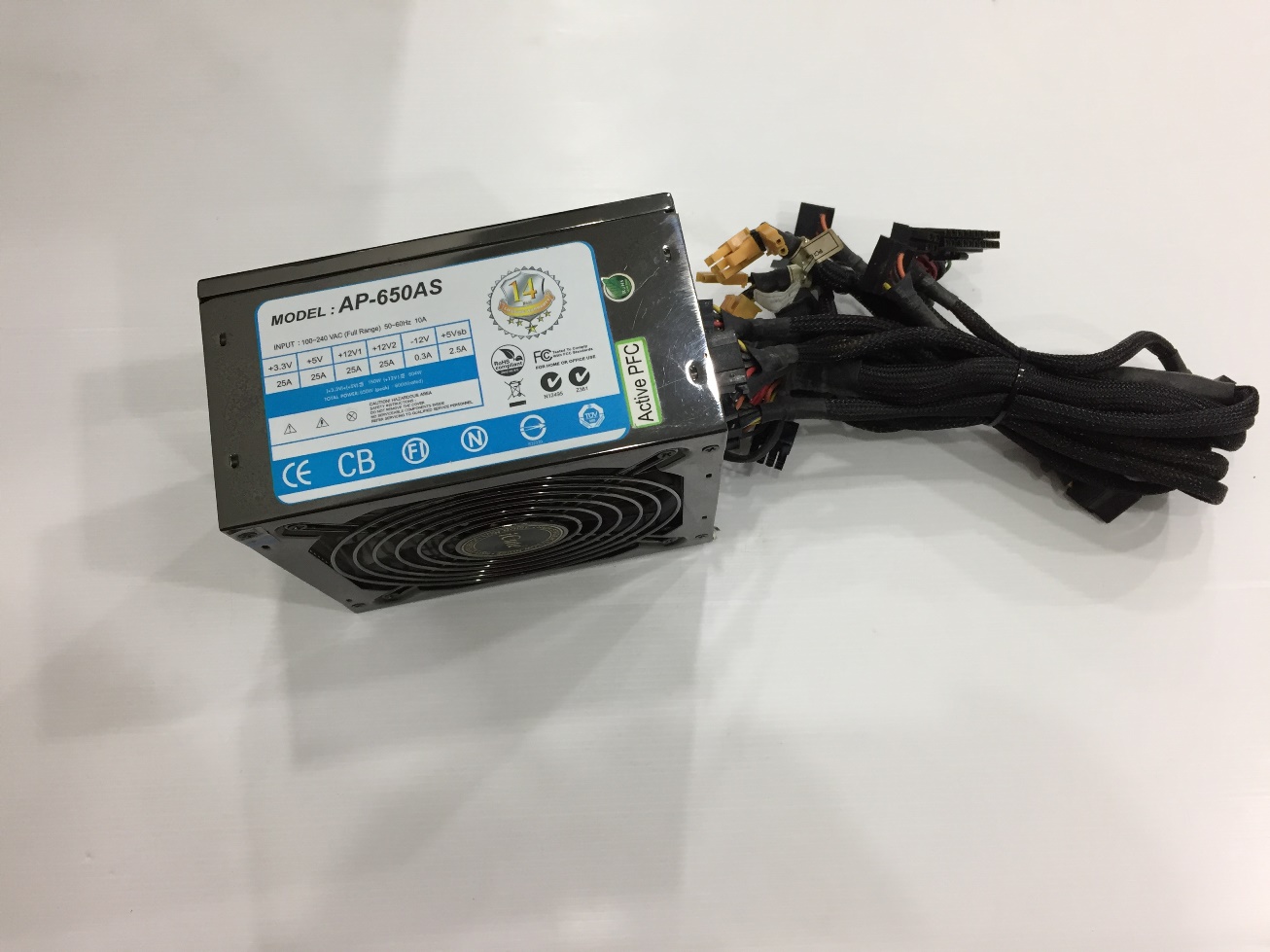 iCute AP-650AS 650W.