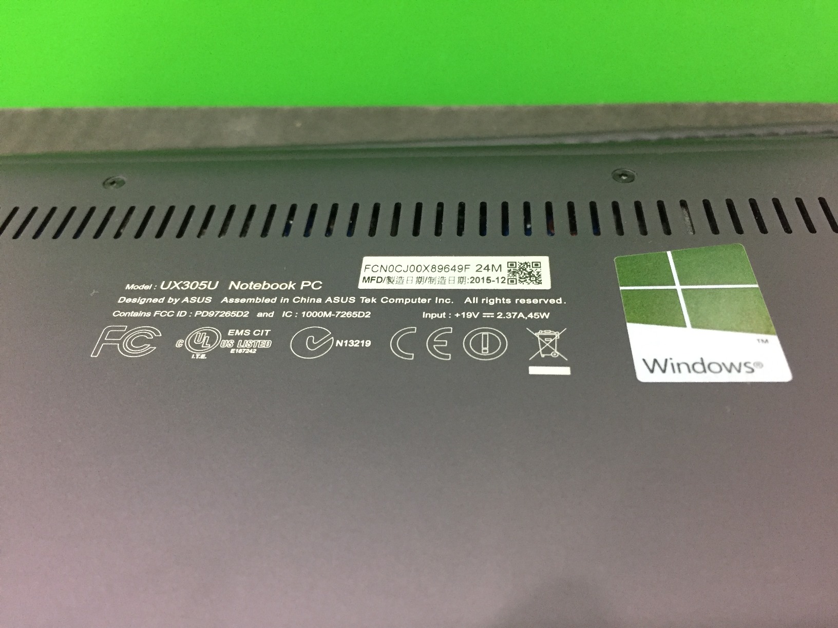 ASUS ZenBook UX305U i5-6200 SSD256