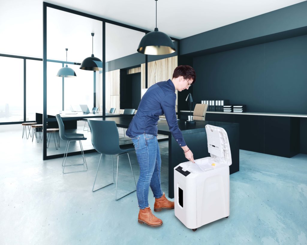 ขายถูก เครื่องทำลายเอกสาร อินติมุส intimus 180CP4 ตัดละเอียด 10 แผ่น (80g)