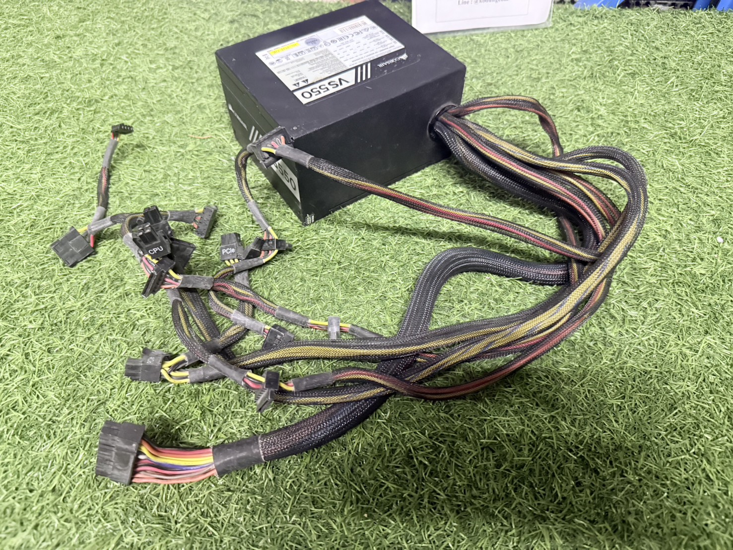 อุปกรณ์จ่ายไฟ POWER SUPPLY CORSAIR 550W VS550 (80+ WHITE) (CP-9020171) สายตามรูป